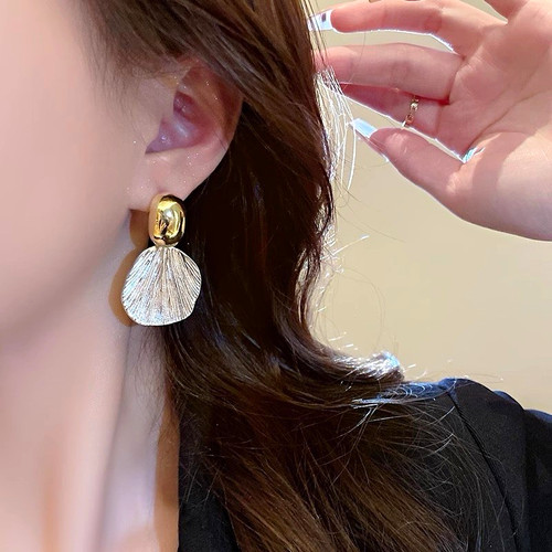 Gold Tone Oval Stud Silver Tone Shell Fan Dangle Drop Earrings Butterfly Back