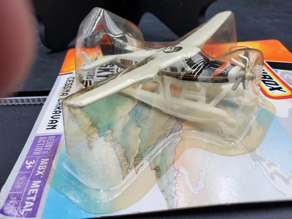 🚦Mattel Matchbox Cessna Caravan Diecast 2005 Pontoon Aircraft Northwest Scenic - Image 4 of 4