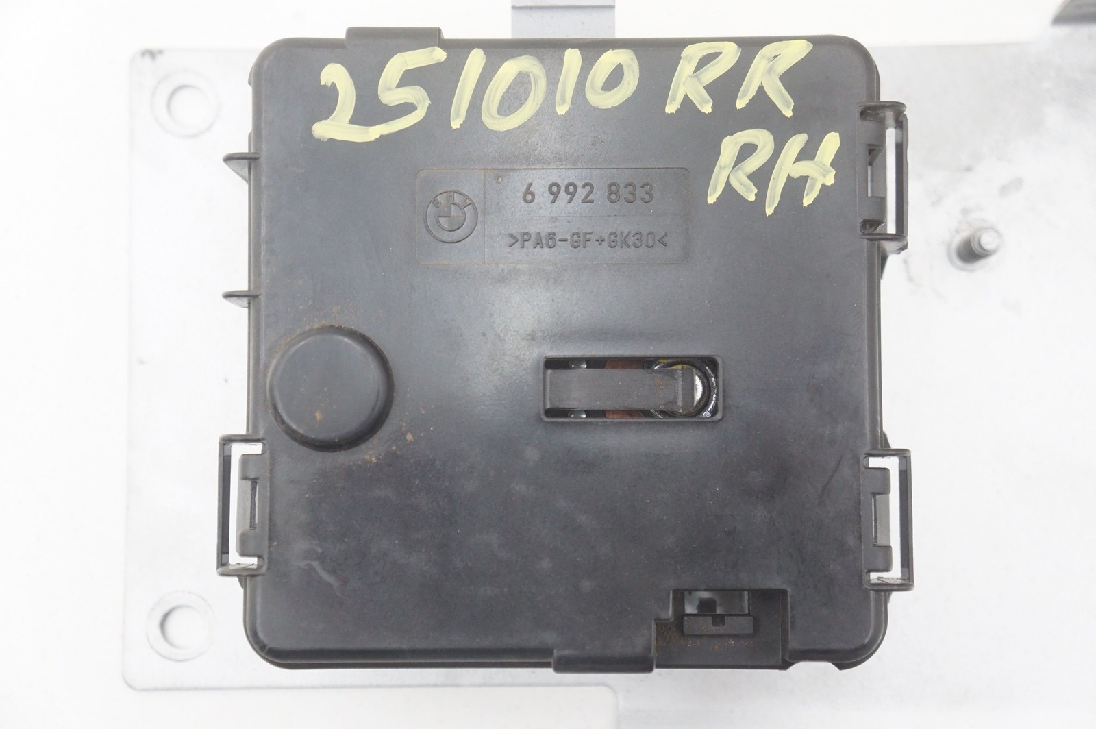 Battery Distributor Box Assembly OEM 6112014362 Rolls Royce Phantom Vii 2006