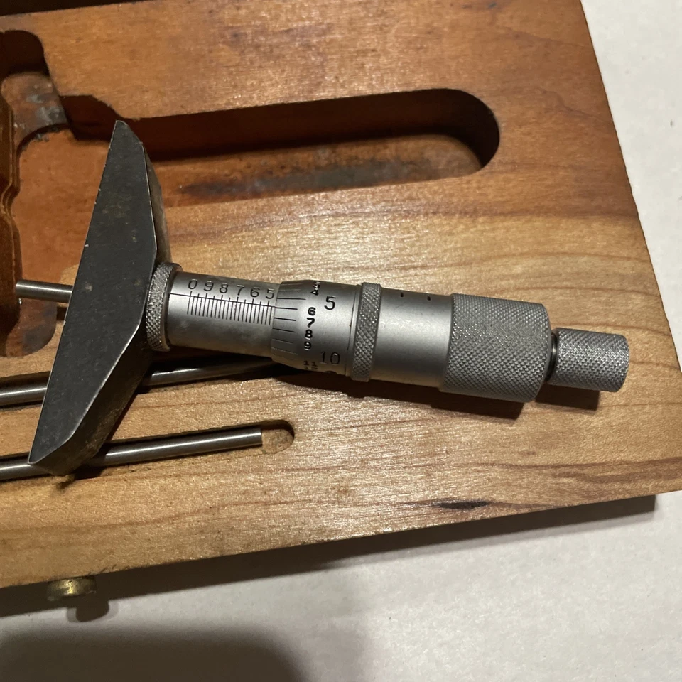 Juego de micrómetros de profundidad de maquinistas CRAFTSMAN 0-3" de colección caja de madera para DJ hecho en EE. UU. Foto 3 de 4