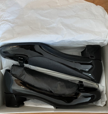 Prada Black Patent Leather Block Heel Square Toe Women's Pumps Size 10 (EU 41)