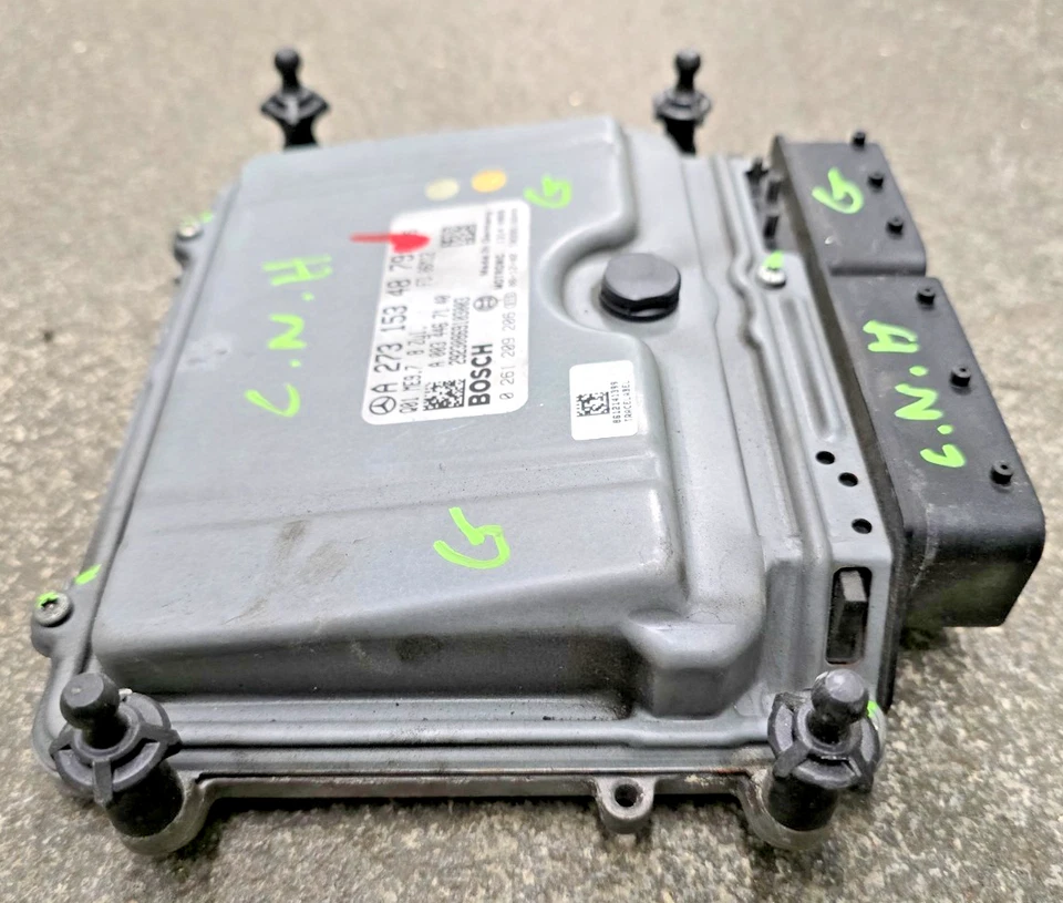 07-12 Módulo de control motor Mercedes X164 GL450 4MATIC ECU ECM 2731534879 Foto 4 de 4