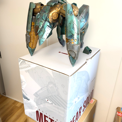 Metal Gear Ray from Metal Gear Solid 1/48 Figure Statue ThreeA 