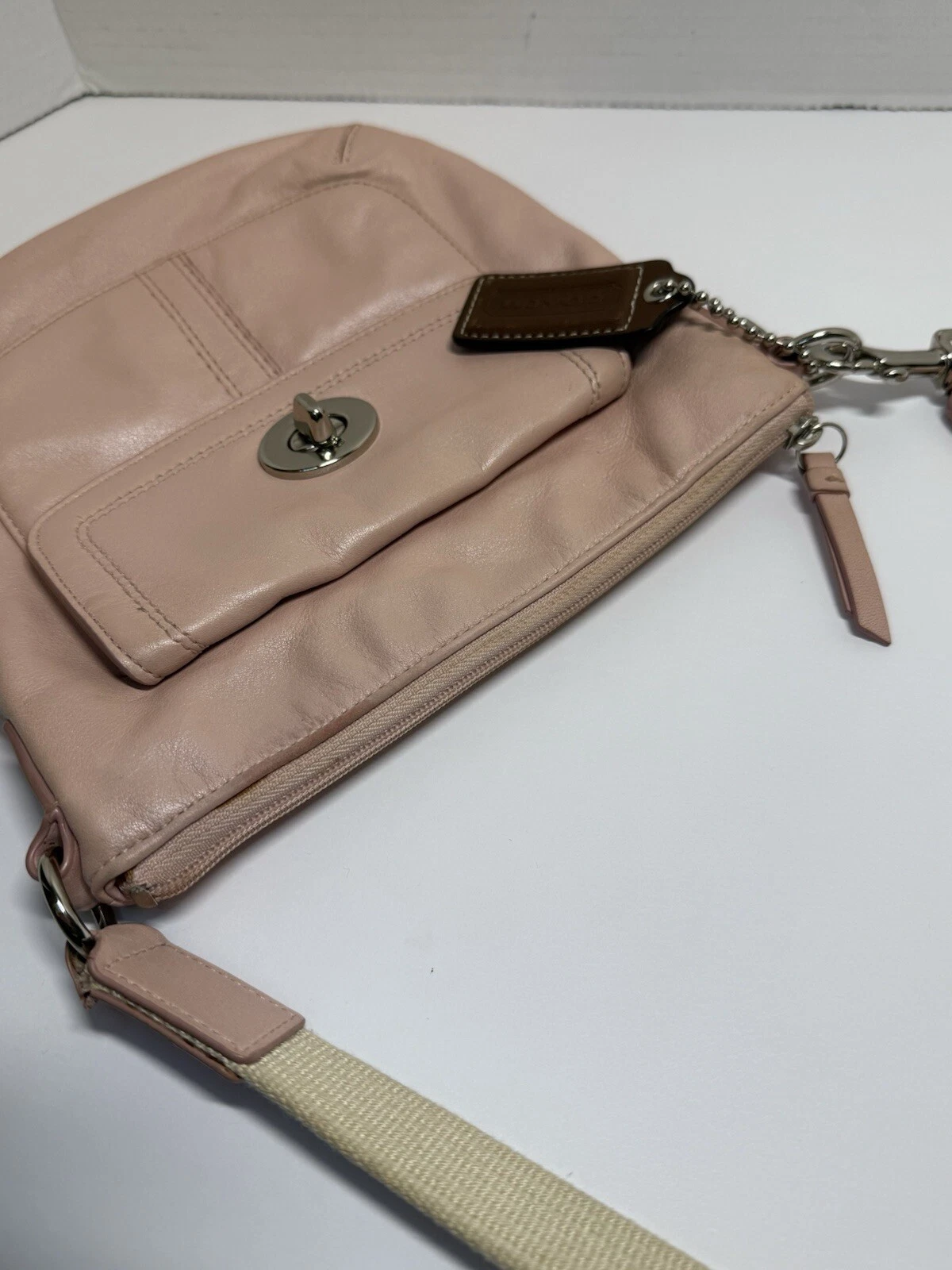 PARK SWINGPACK IN PELLE (COACH F49170) ROSA CHIARO