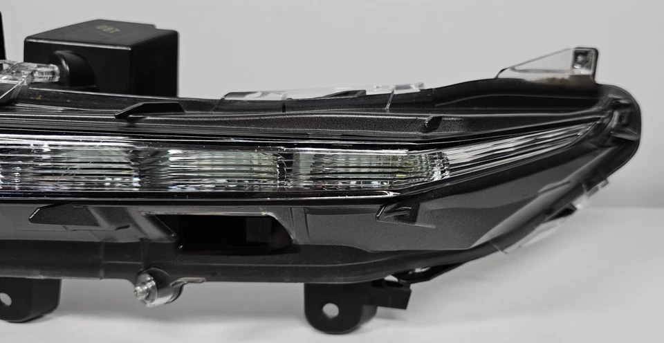 COMPLETE 2015-2021 Lexus NX200t NX300 NX300h Left Daytime Running Light LED OEM - Image 3 of 4