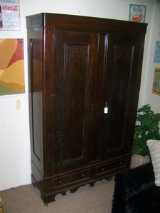 VINTAGE ANTIQUE WALNUT WARDROBE CABINET 1800s