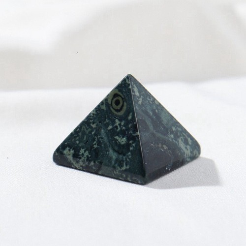Natürliche Quarz Kristall Pyramide Chakra Heilenergie Edelstein Turm Unikat Dekor - Bild 80 von 164