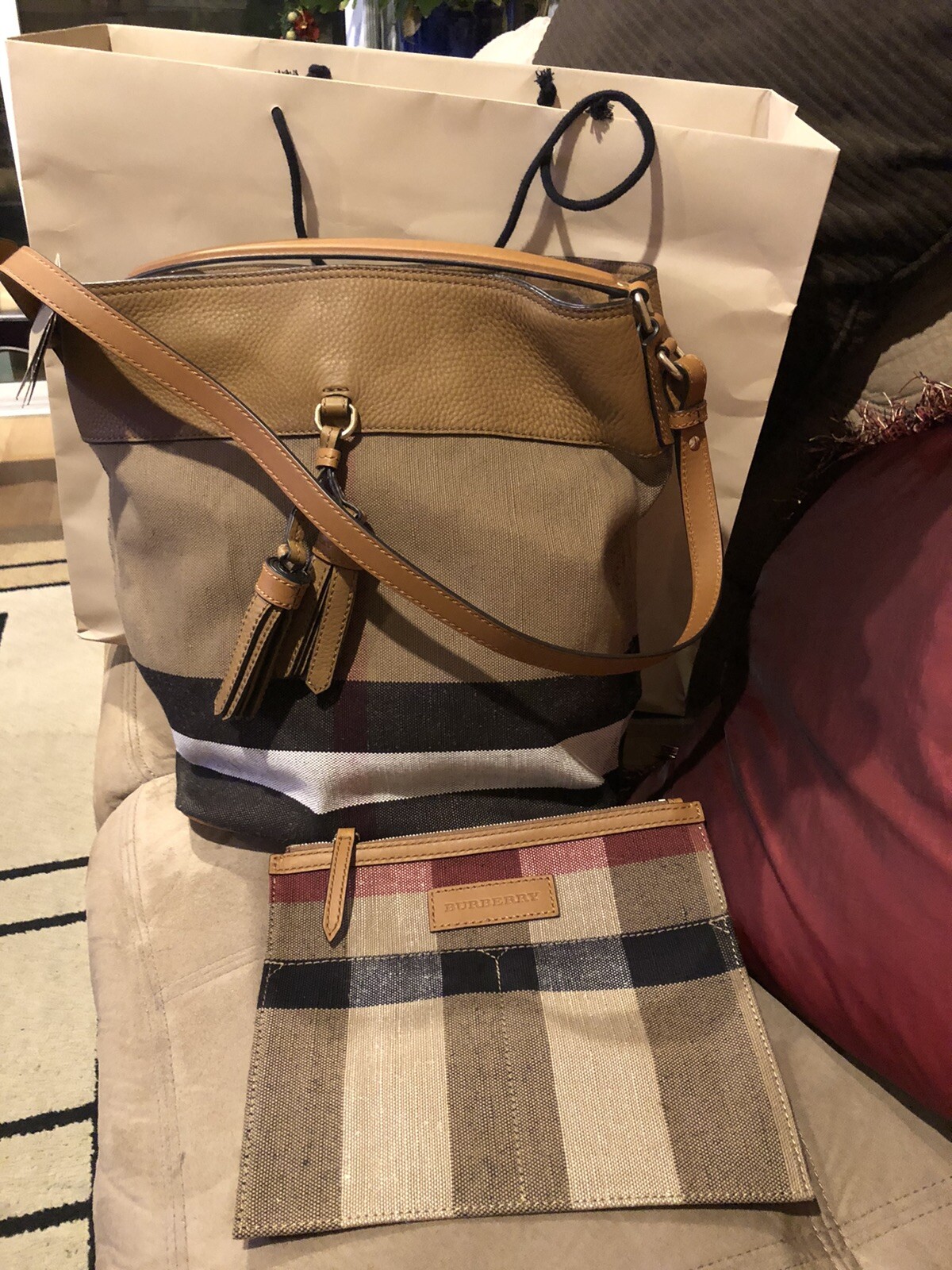 burberry medium ashby bucket tote