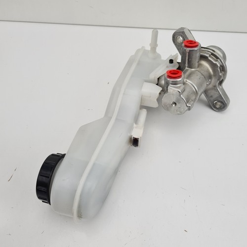 Ford Fiesta Brake Master Cylinder WS WT 10/08-08/13 - Picture 7 of 10