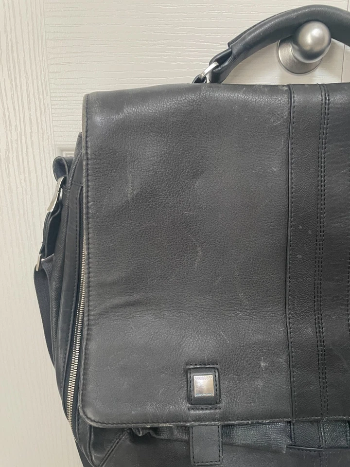 Men's Leather Briefcase – Sleek Grey, Italian Craftsmanship (Piquadro Brand) - Image 4 of 4