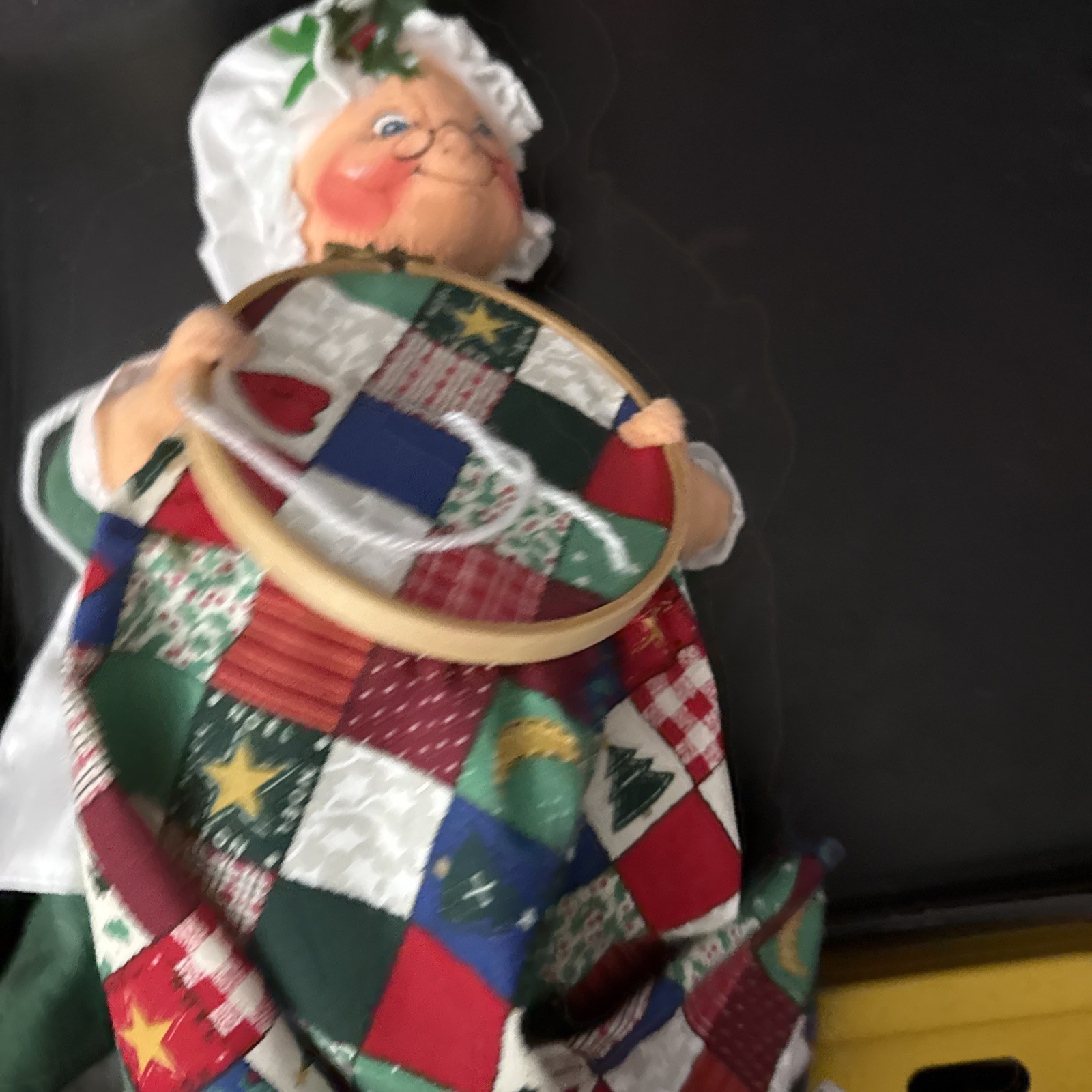 Vintage Annalee Doll 1997 Mrs. Santa Claus Quilting Doll 5488