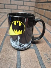 DC Comics Zak Batman Joker Gas Gotham Skyline Heat Color Changing Coffee Mug Cup