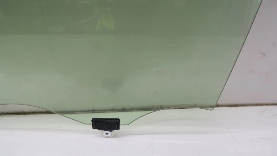 Оригинальное левое переднее стекло для окна двери Mitsubishi Eclipse Cross 2018-2025 годов выпуска 43R-00034 - Изображение 3 из 4