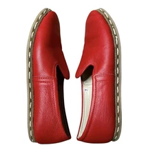 Sabah Felli Red Leather Slip-On Shoes Women’s Size 37 (US 6-6.5) Retail $210