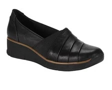 Btrue By Baretraps Dema Round Closed Toe Slip-On Shoes Sz 9 M MSRP $75