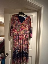 London Times Floral Dress Size 14 V-Neck Midi Length