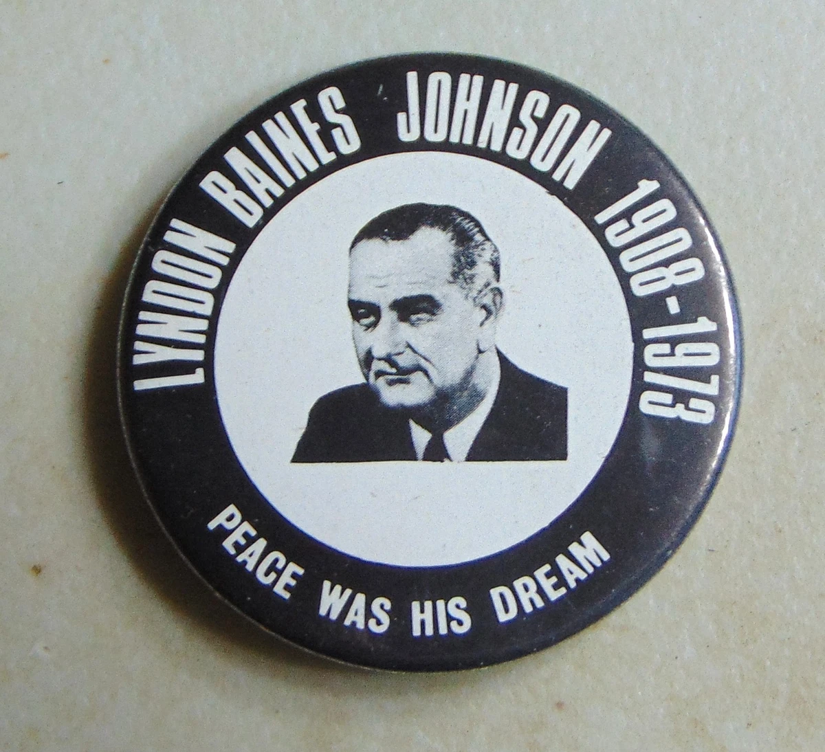 Lyndon Johnson 1964 US Presidential Candidate Collectibles for