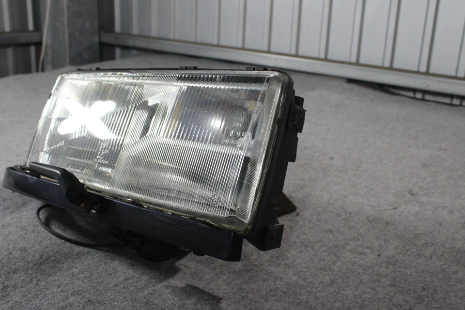 VOLVO 940 YV194581 FARO FARO LADO DERECHO BOSCH Foto 3 de 4