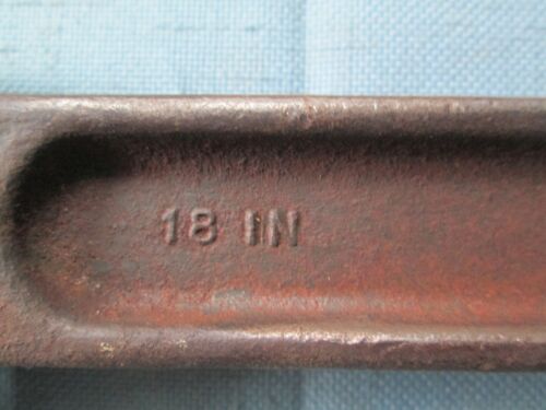 VINTAGE ODD ADJUSTABLE WRENCH - CRAFT - 18" - Pat'd - Fine Cond - Picture 2 of 10