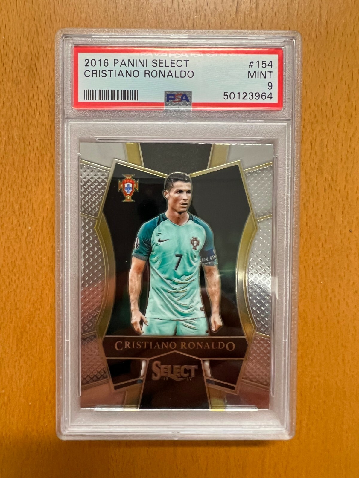 2016 PANINI SELECT Cristiano Ronaldo #154 Portugal PSA 9