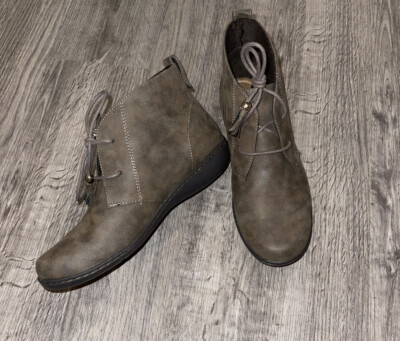 Soft Style by Hush Puppies- Women display picture 1