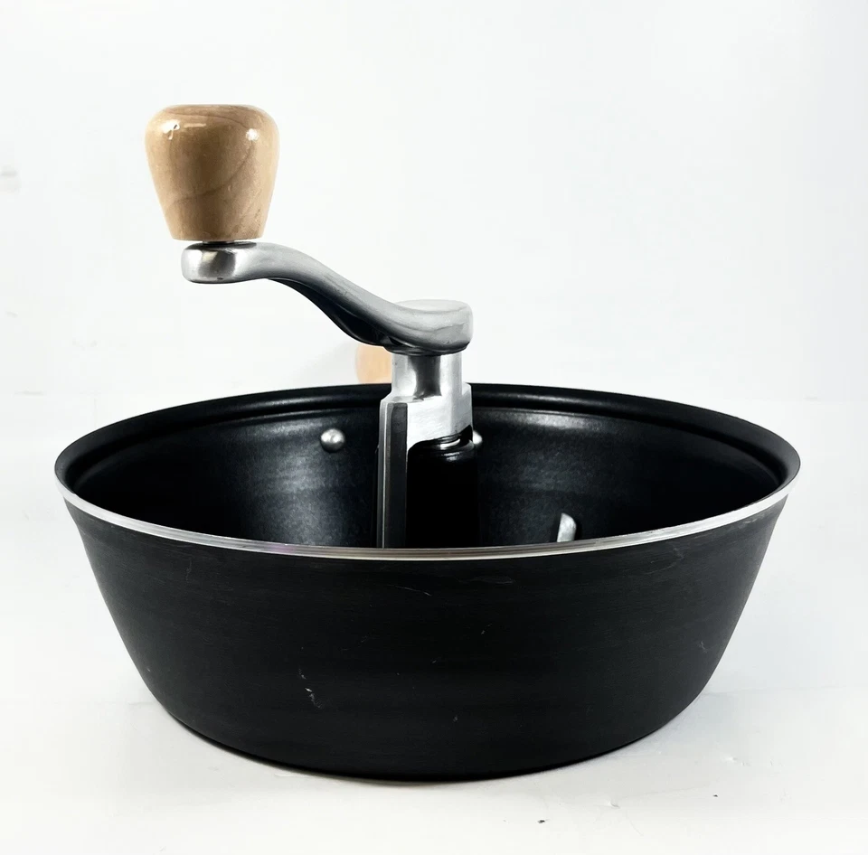 Estufa tostadora de nueces esmaltada, tostada, almendras, nueces nueces, castañas Foto 3 de 4