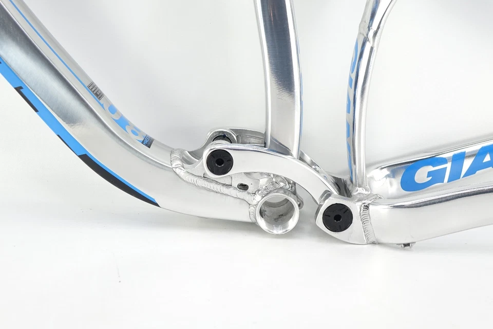 NUEVA Bicicleta de Montaña Descenso Giant Glory 2 DH Cuadro Medio Rueda de 26"" Foto 4 de 4