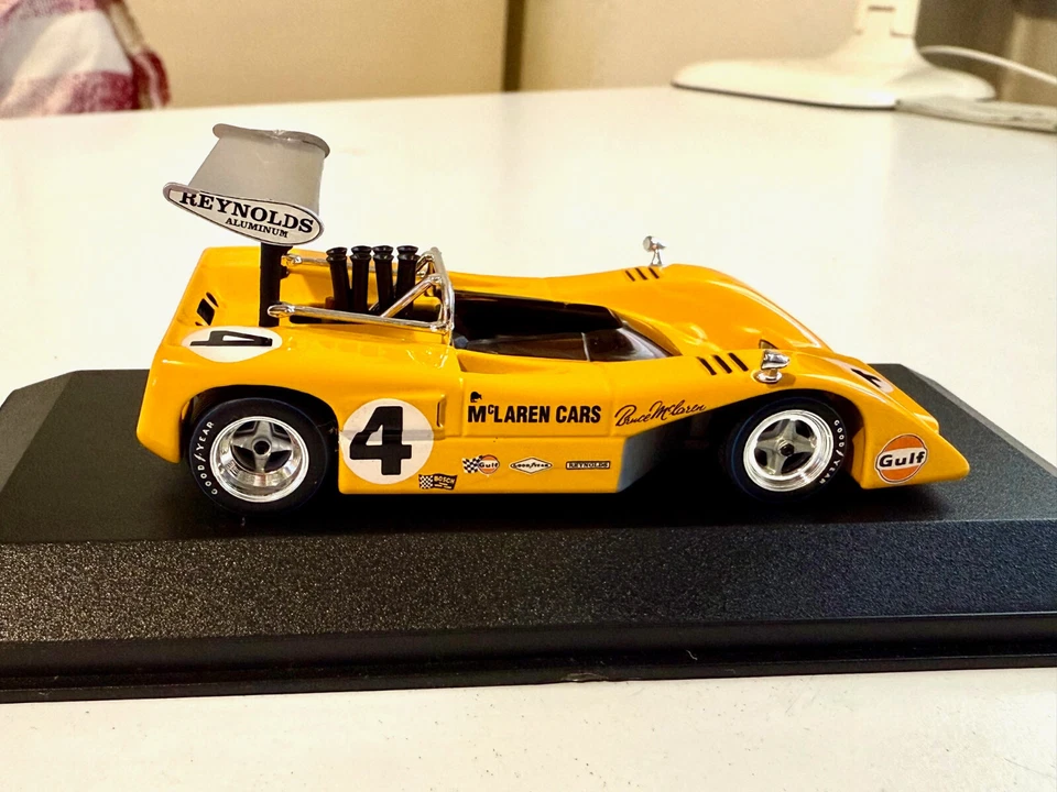 MINICHAMPS 530694304 MCLAREN M8B VINCITORE CANAM 1969 B. MCLAREN1/43 - Immagine 3 di 4