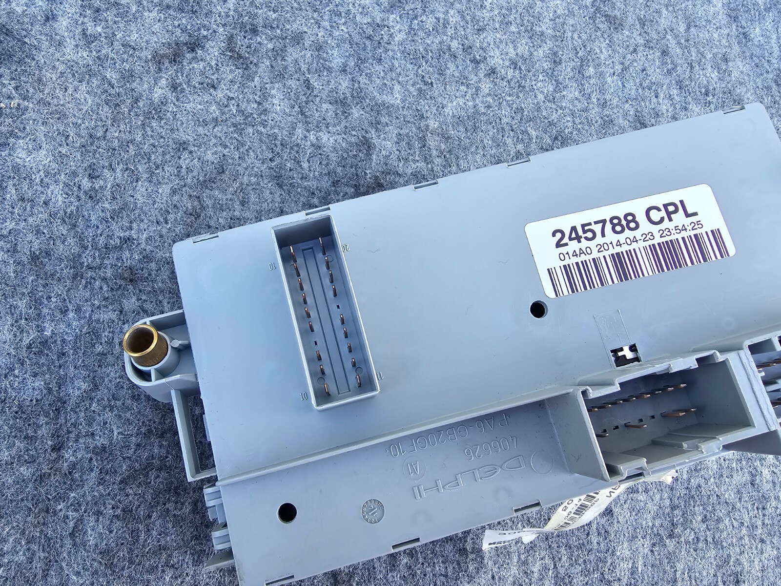 FRONT RELAY FUSE BOX MODULE OEM 08-19 MASERATI GRANCABRIO GRANTURISMO M145