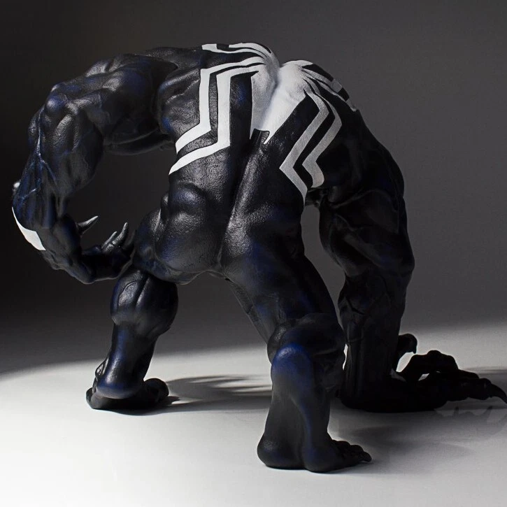 Estatua Gentle Giant Marvel Venom Collector's Gallery Nueva y En Stock Foto 4 de 4
