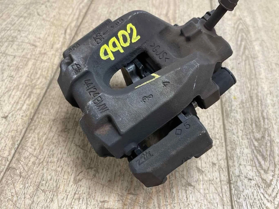 Подходит для BMW 535I GT 2010-2017 годов выпуска задний левый суппорт бокового тормоза водителя - б/у - Изображение 3 из 4