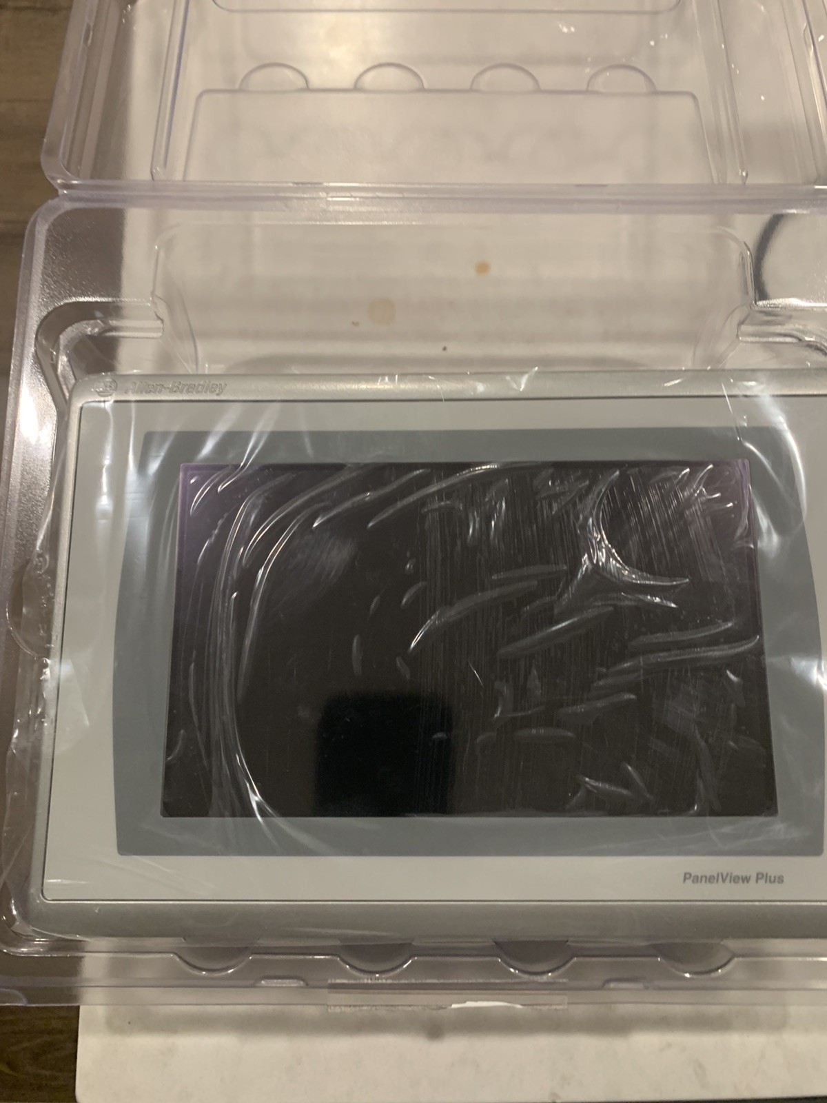 New Sealed Allen Bradley 2711P-T9W22D9PSER PanelView Plus 7 Graphic Terminal