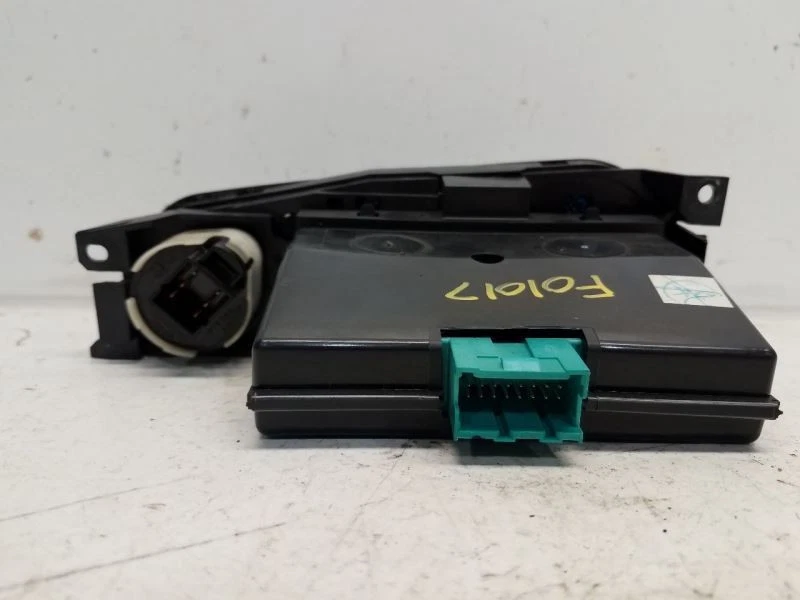 1997-99 Chevrolet Monte Carlo controle de temperatura - manual sem controle de passagem com defro traseiro - Imagem 3 de 3