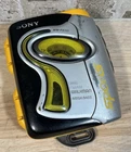 ⭐️Vintage Sony WM-FS111 Sports Walkman⭐️AM/FM⭐️Cassette Does Not Work⭐️