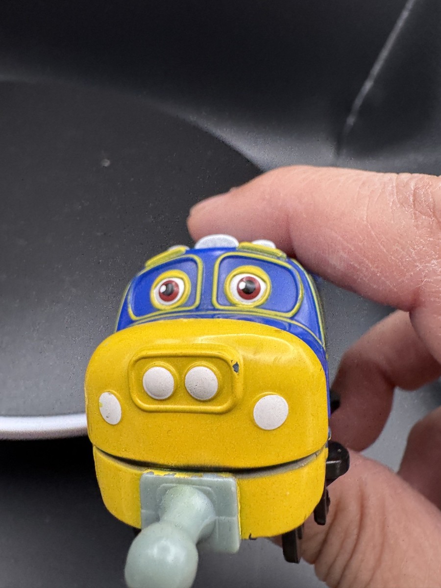 Chuggington Brewster Train Diecast 2013 Blue Yellow Snap In TOMY