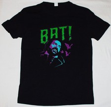 What We Do In The Shadows Laszlo Saying Bat! As He Changes T-Shirt NEW UNWORN