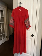 Vintage SMART TIME Red Velour Button Front SZ L Robe House Coat