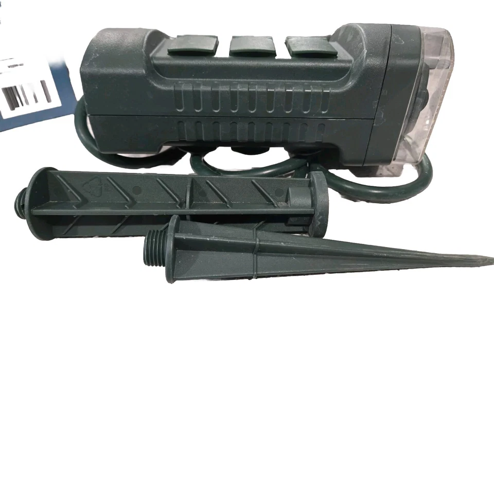 Sylvania 6 Outlet Power Stake With Timer And Photocell Sensor - Image 3 of 4