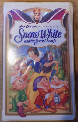Snow White and the Seven Dwarfs - VHS - HTF 1524 Disney Masterpiece Edition