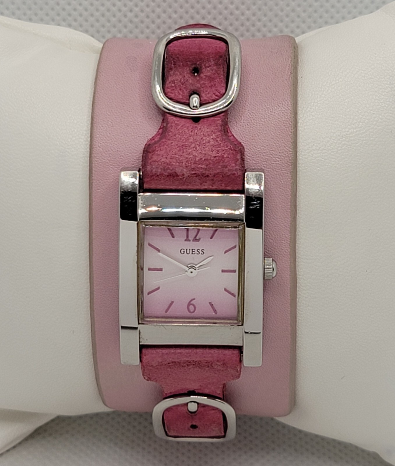 Foto 1 di 8
