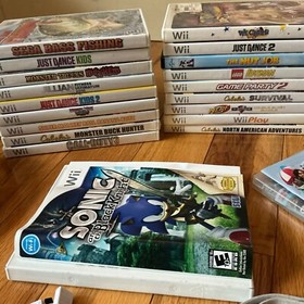 Nintendo Wii Console Lot W/ 31 Games & Many Extras