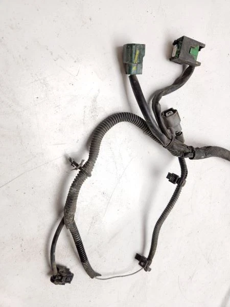 Arnés de cables Nissan Titan 2012-2015 motor 5,6 L OEM 240119FM0A Foto 2 de 4