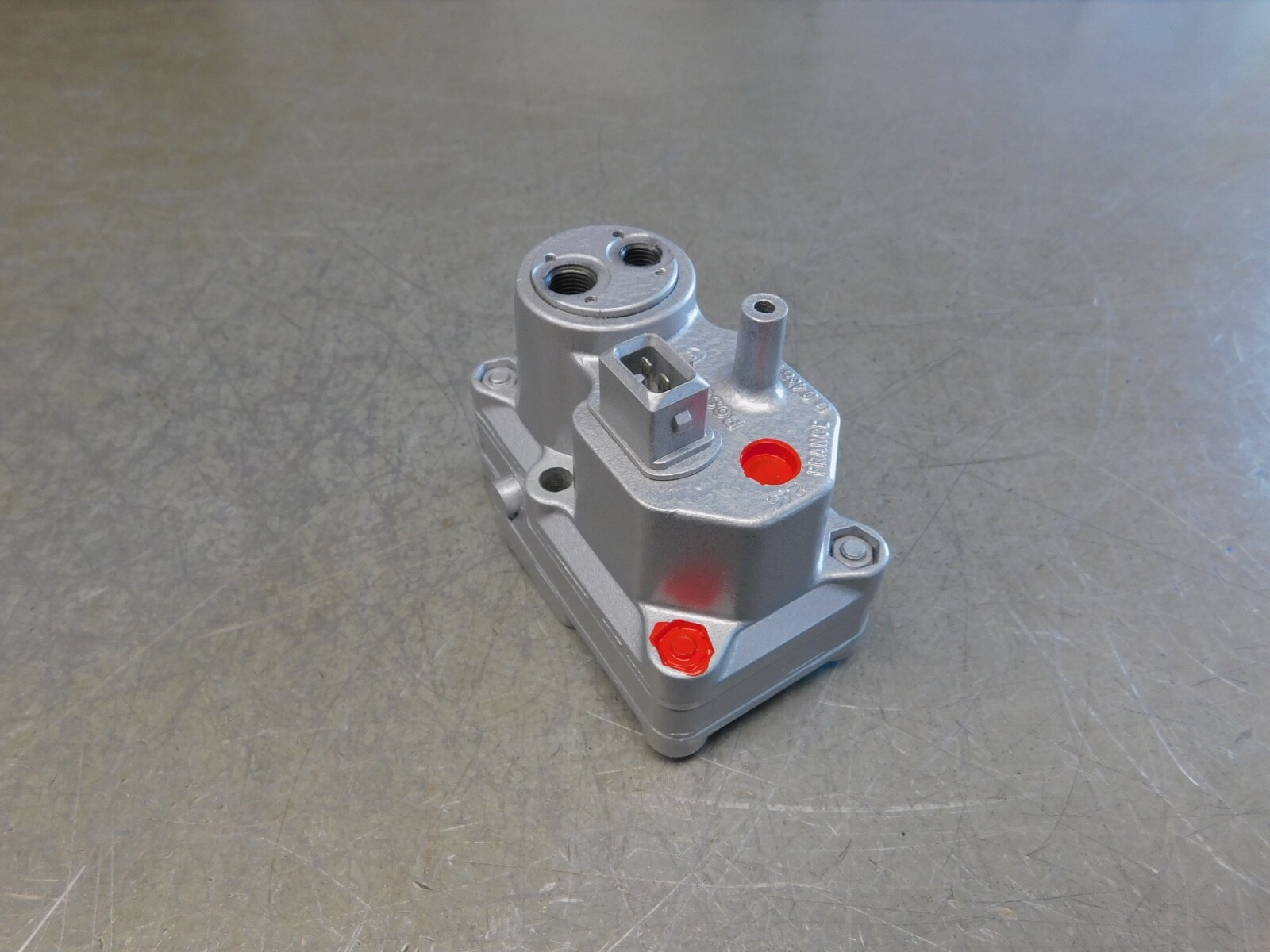 FERRARI 308 GTBi Mondial WARM UP REGULATOR 0438140083  -  REBUILD SERVICE  