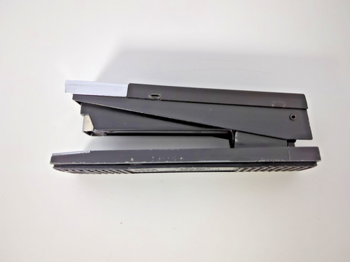 VINTAGE ACCO STAPLER 20 - Picture 3 of 11