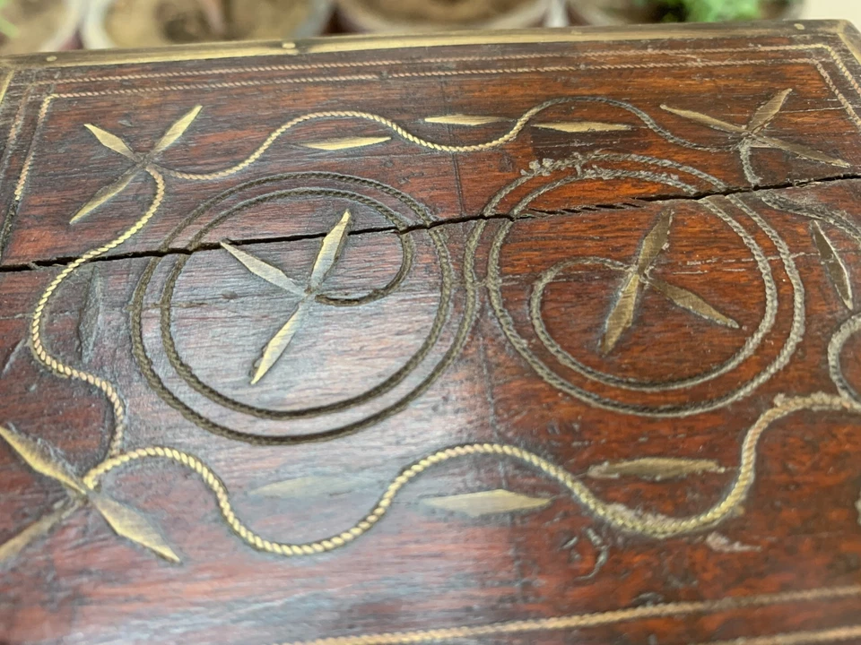 1890's Antique Hand Crafted Wooden Brass Indian Jewelry Box With Safety Key Lock - Image 4 of 4