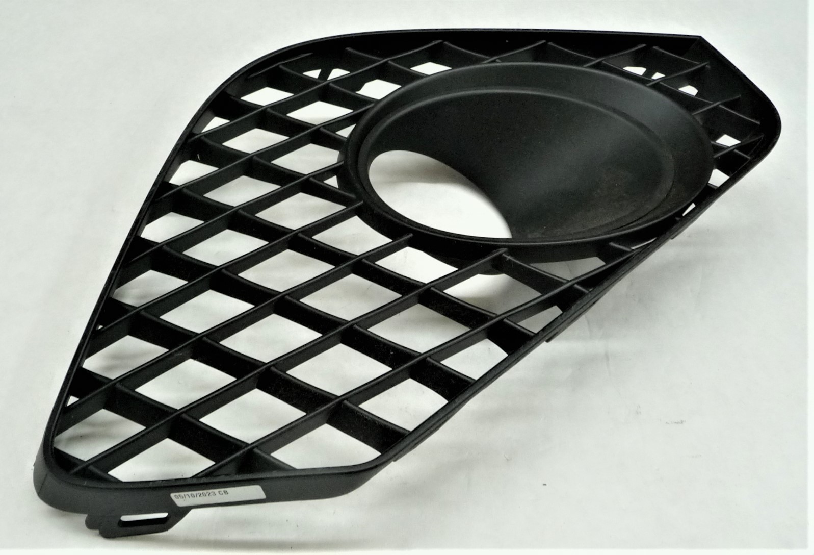 Bentley Continental GT 2019-2024 Front Right Outer Bumper grille Black P/N 3SD807684A