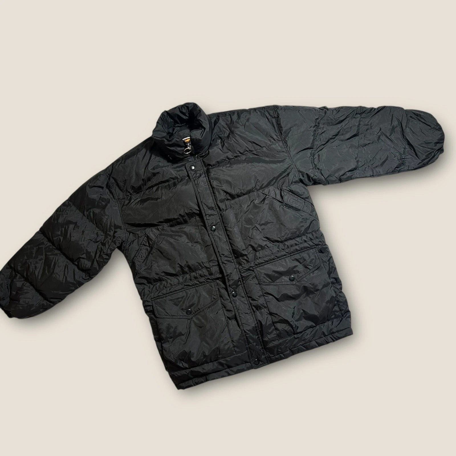 Outdoor Spirit Black Down Puffer Jacket Men’s Medium Nylon Vintage M06