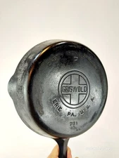Vintage Griswold No 7 Cast Iron Skillet 9 1/2 Inch 701 BIG LOGO
