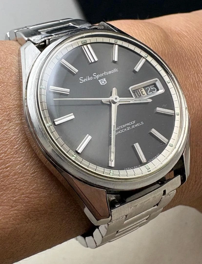 Seiko Sportsmatic Stainless Steel Case Mechanical (Automatic