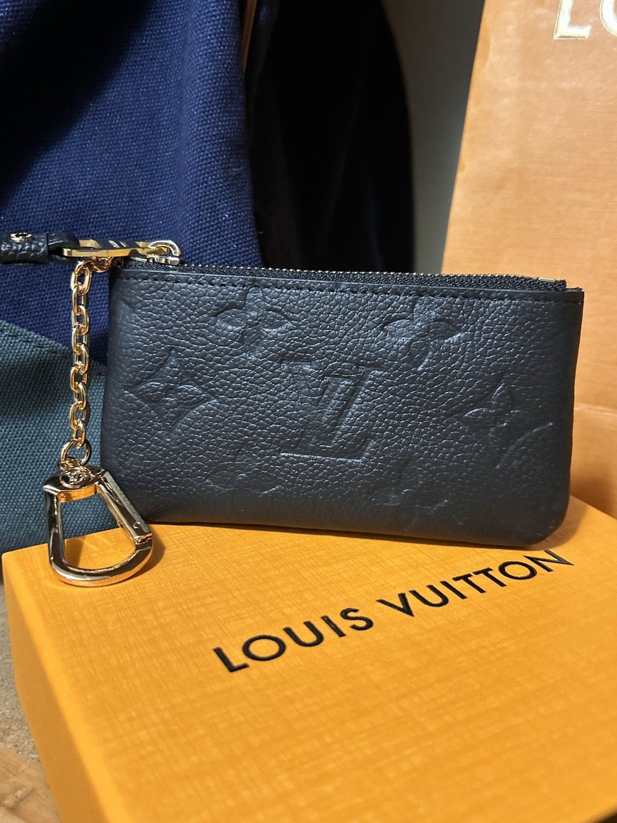 LOUIS VUITTON Monogram Eclipse Reverse Card Key C… - image 1